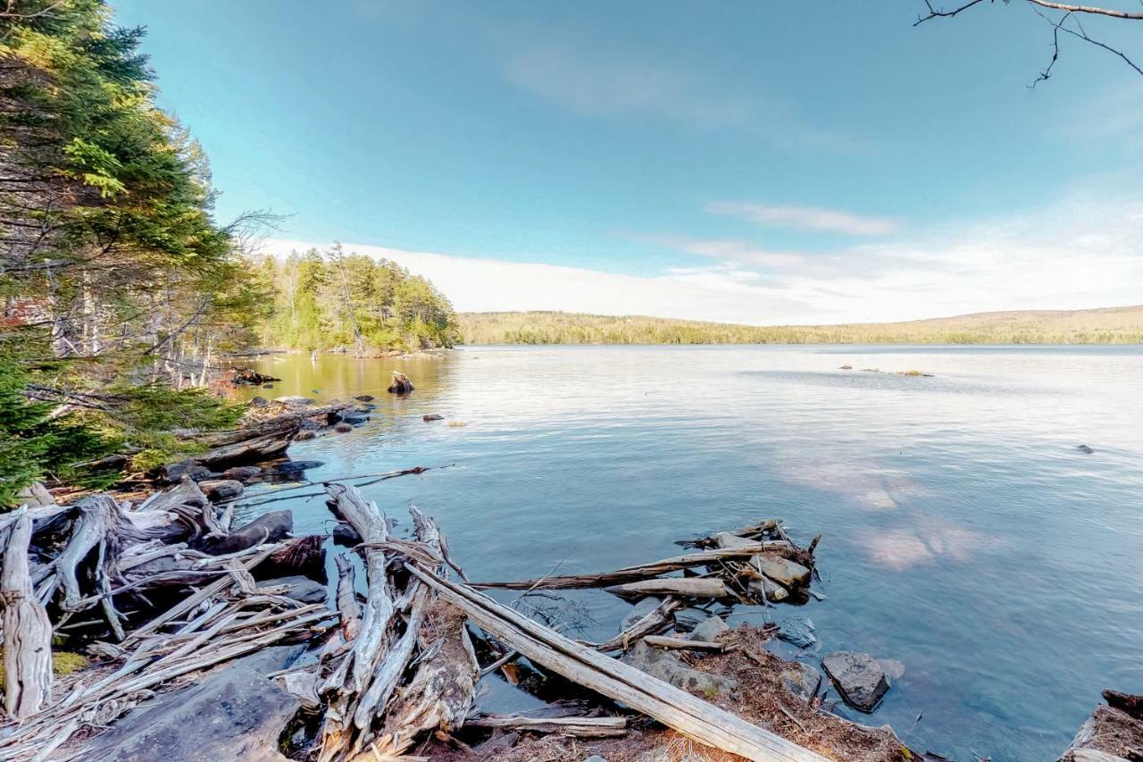 Loon Landing Lodge Greenville Eksteriør bilde