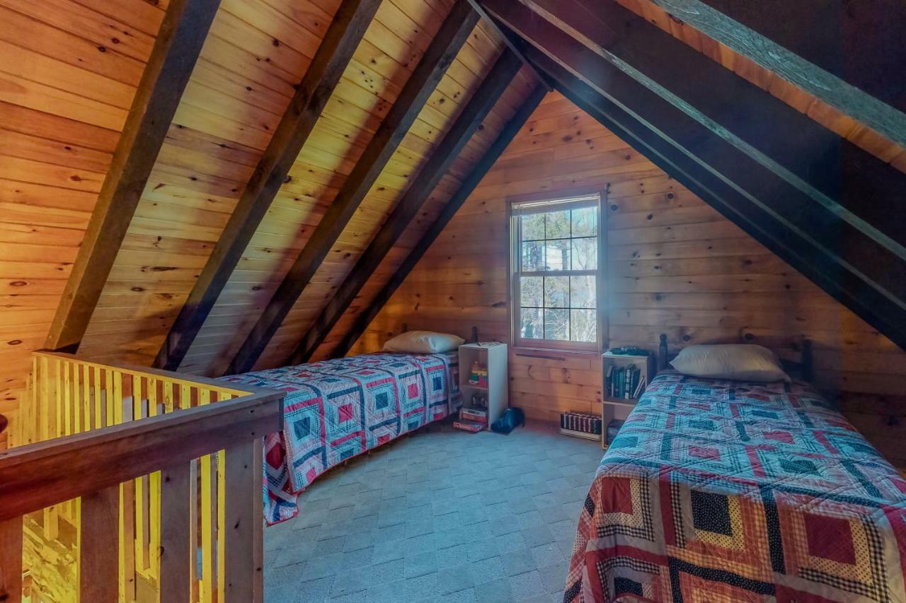 Loon Landing Lodge Greenville Eksteriør bilde